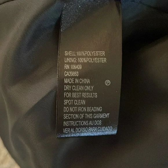 Tahari Women’s size 2 black jacket - Picture 7 of 7